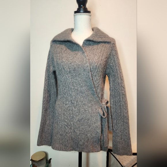 ❄️ J.Crew Alpaca & Wool Gray Cable Knit Wrap Cardigan Sweater | Large - Picture 2 of 11